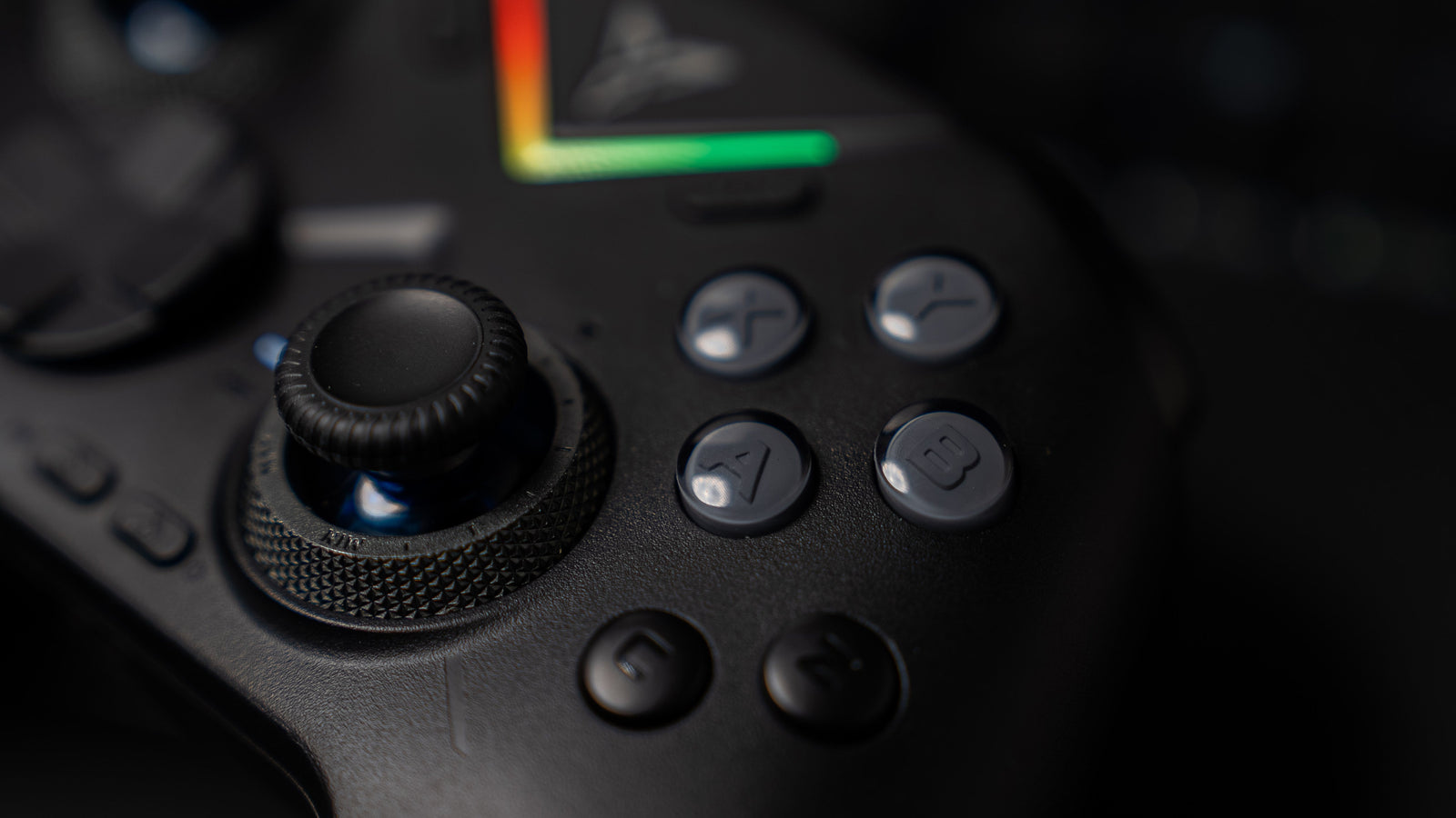 What’s the Difference Between Xbox, PlayStation, Nintendo Switch, and Third-Party Controllers?