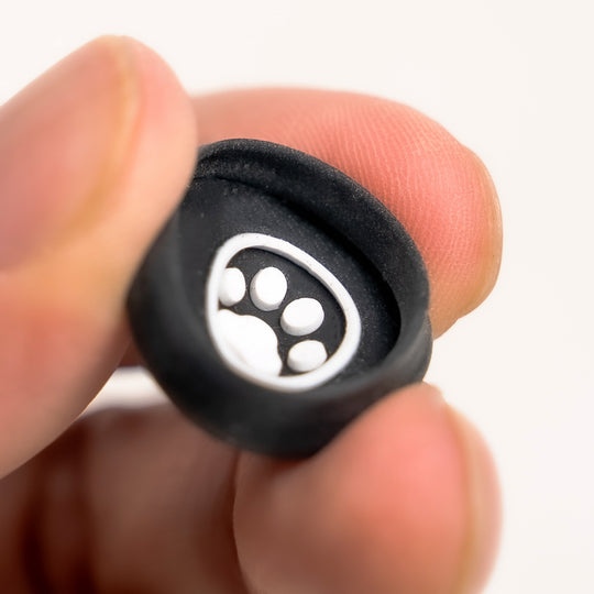 Techyin Cat Paw Joystick Thumb Grips (6-Pack) for Switch/OLED, PS5, PS4, Xbox One, Xbox Series X|S – Mixed Height Silicone Caps